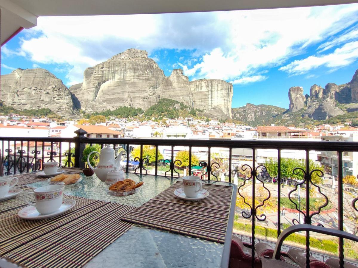 カランバカMeteora View Penthouseアパートメント エクステリア 写真